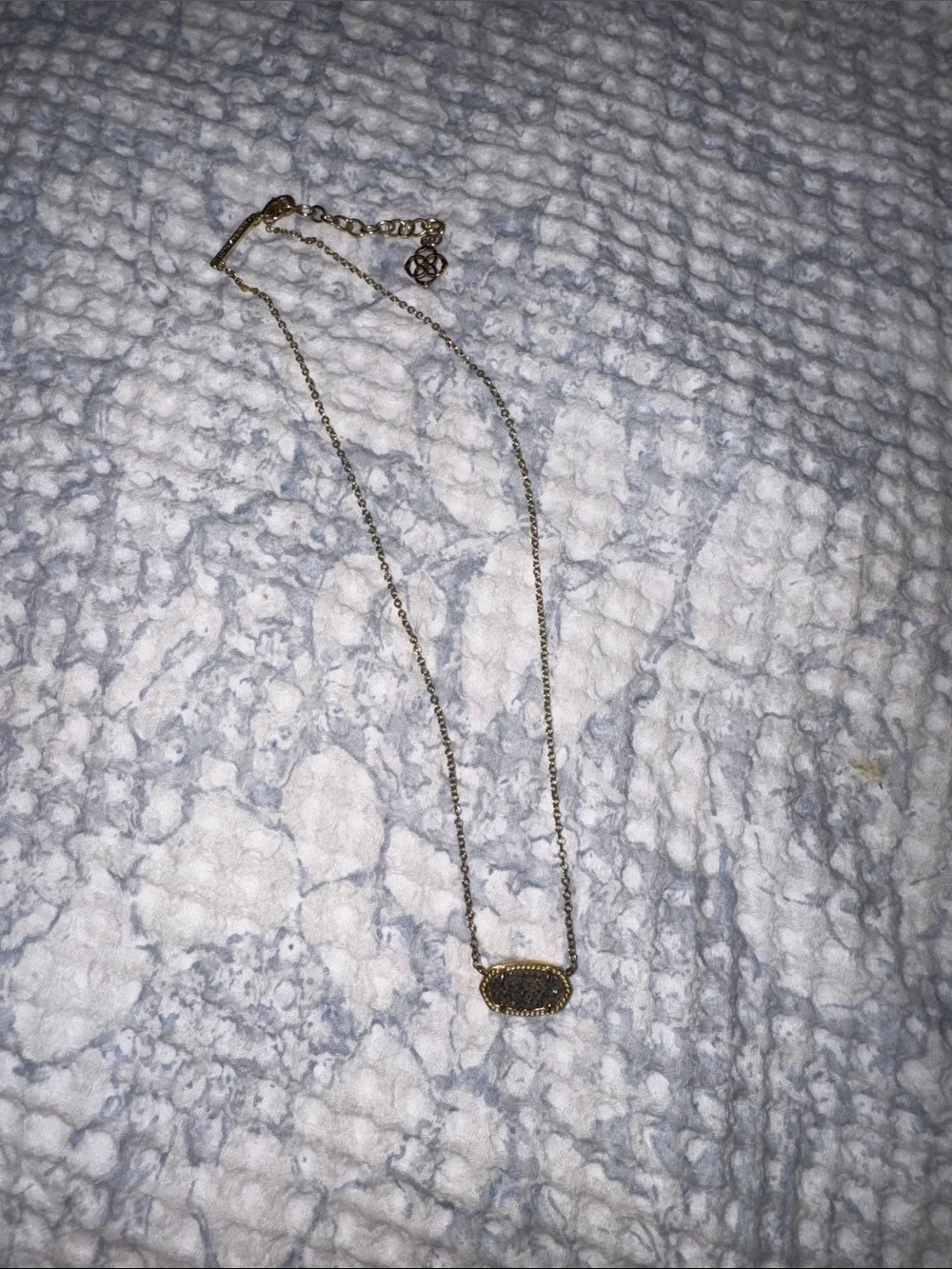 Black stone Kendra Scott necklace